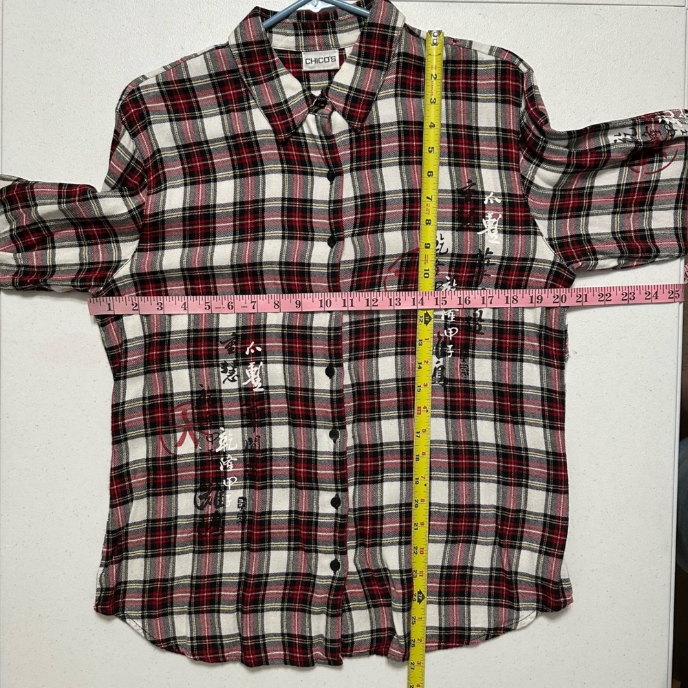 Chico's Scotch Plaid Button Up Shirt Long Sleeve Top Asian Calligraphy Sz 2 L - Picture 5 of 5